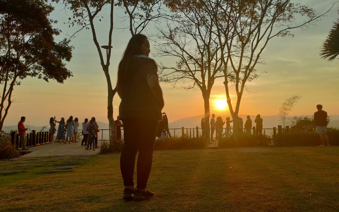 ผาเก็บตะวัน(อุทยานแห่งชาติทับลาน)